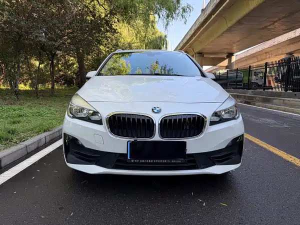 BMW 2 Series Wagon 2019
