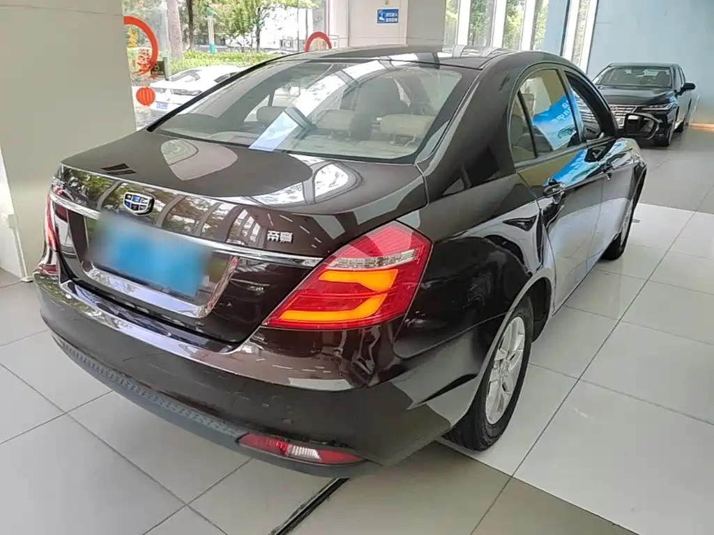 Geely Emgrand 2017