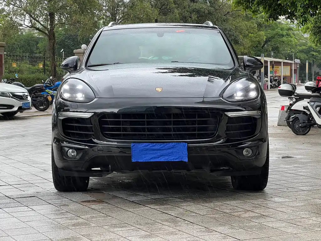 Porsche Cayenne Hybrid 2016 — фото 2