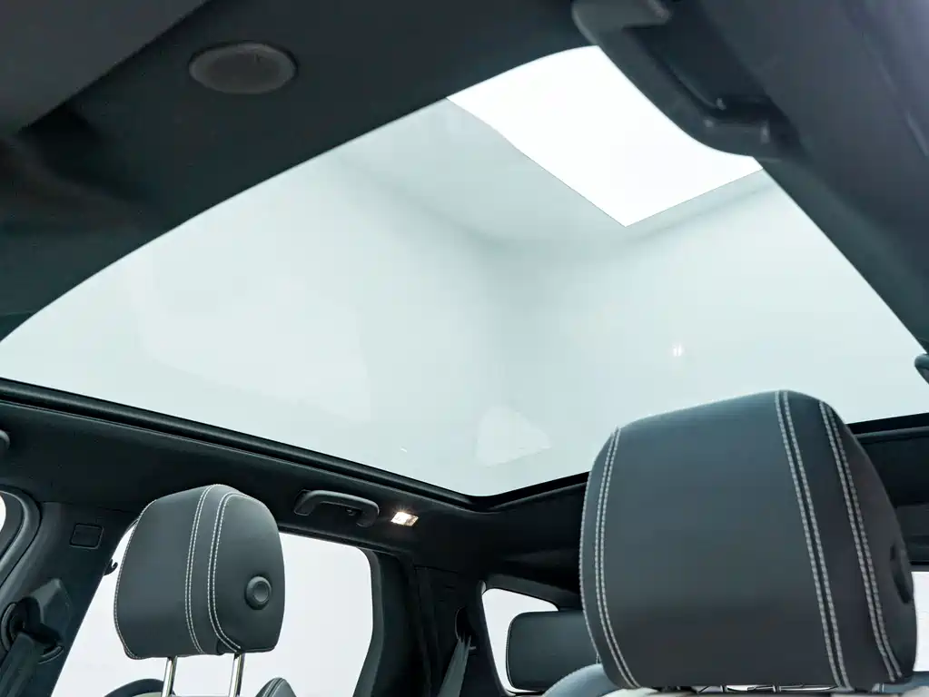Land Rover Discovery Sport 2021 — фото 17