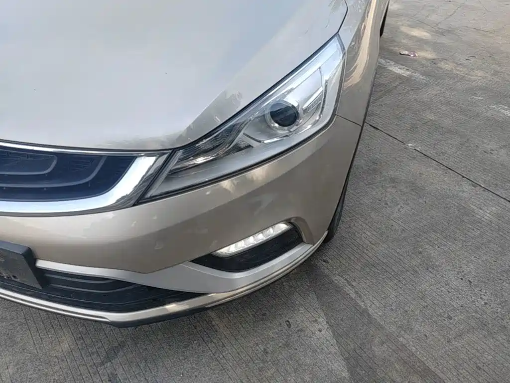 Geely Emgrand GS 2017 — фото 24