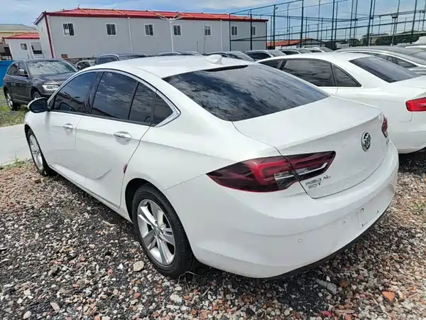 Buick Regal 2018