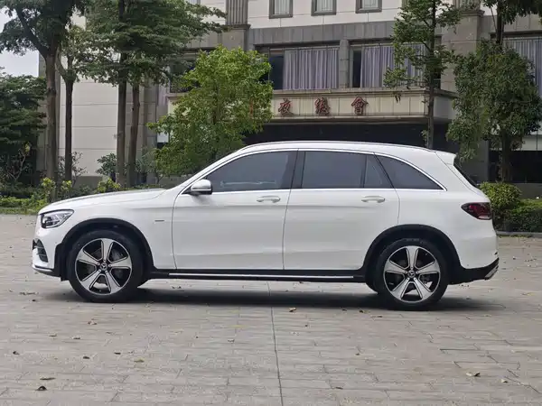 Mercedes-Benz GLC 2022