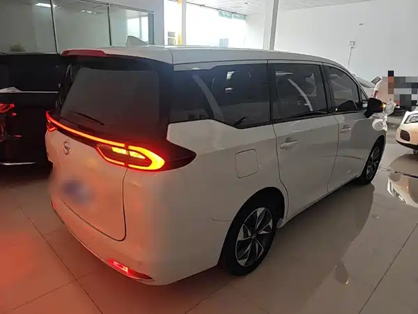 GAC Trumpchi M6 2022