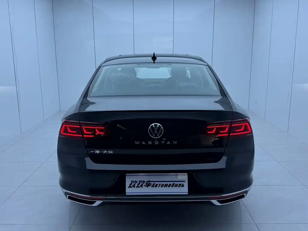 Volkswagen Magotan 2025
