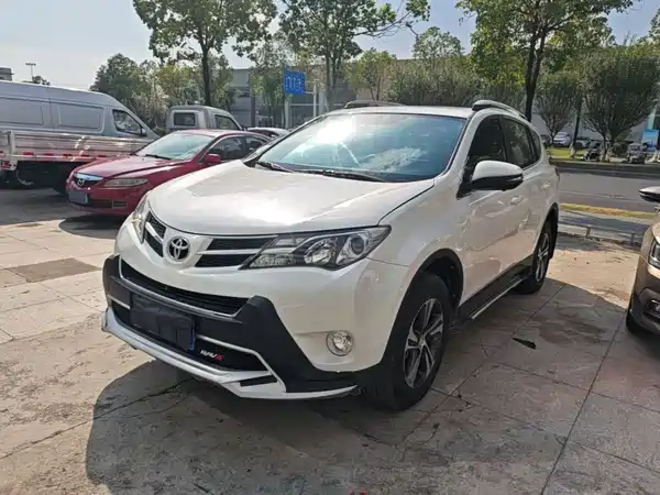 Toyota RAV4 2016