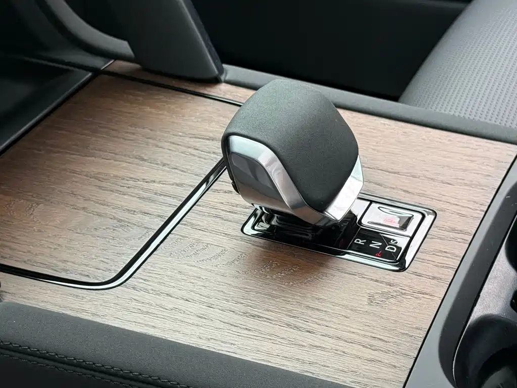 Land Rover Discovery Sport 2024 — фото 17