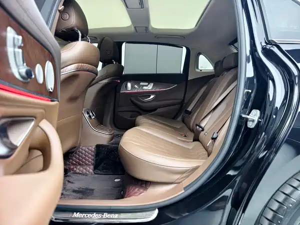 Mercedes-Benz E-Class 2023