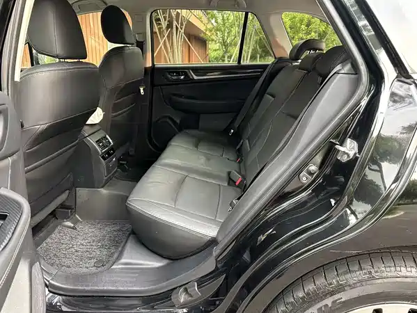 Subaru Outback 2017