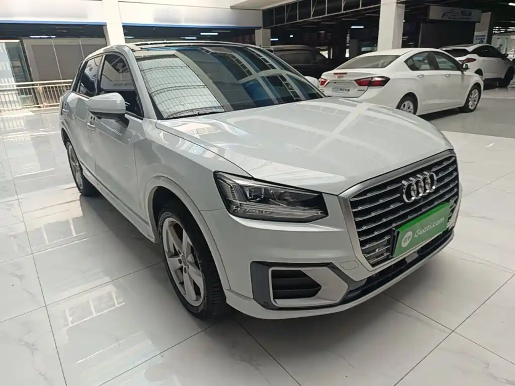 Audi Q2L 2021
