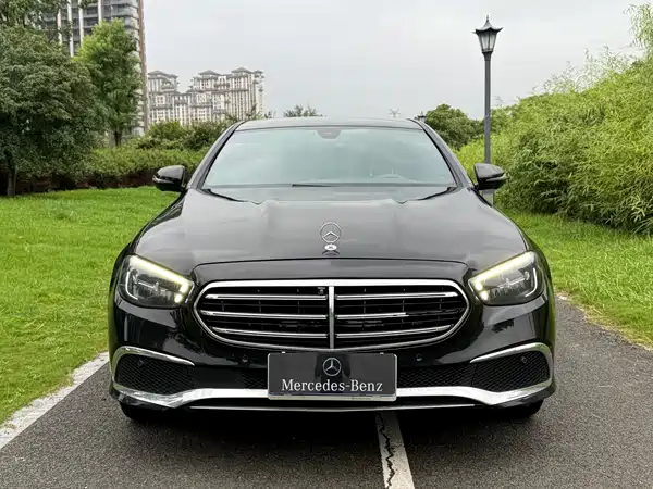 Mercedes-Benz E-Class 2021