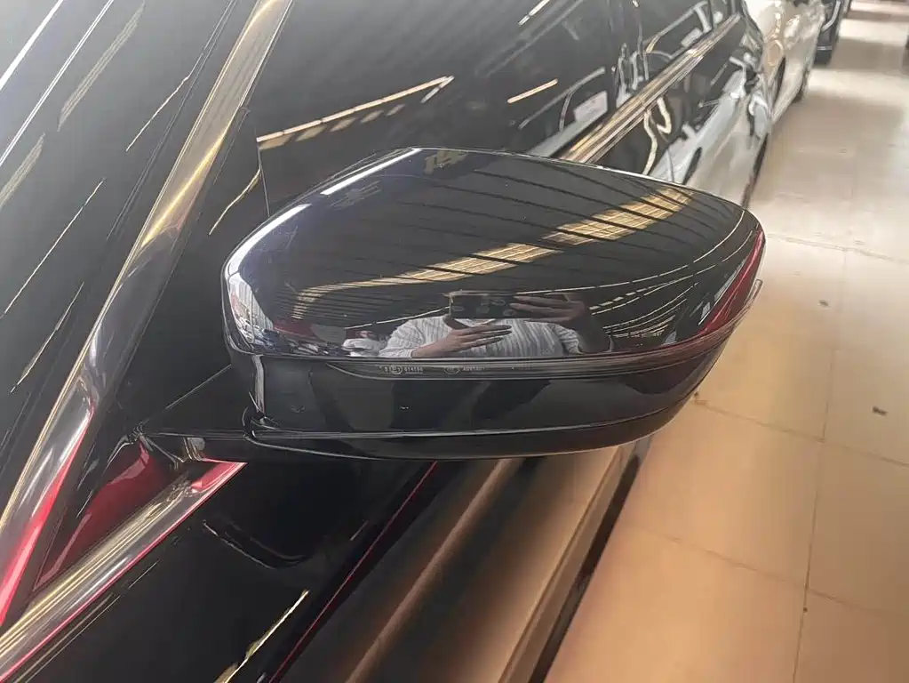 BMW 5 Series 2023