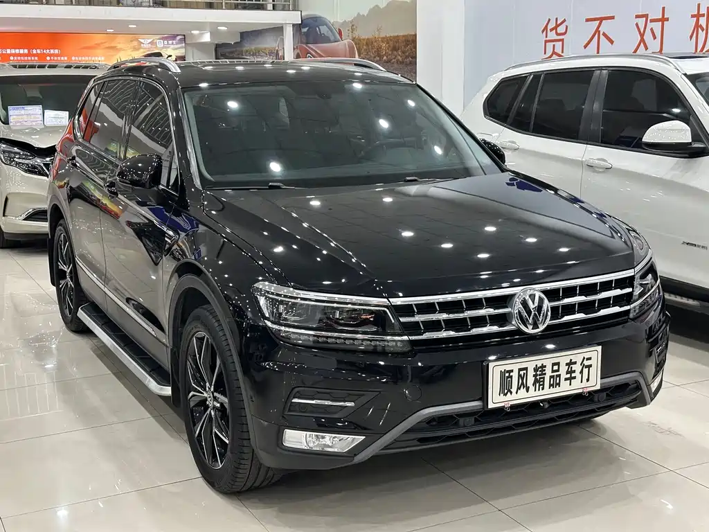 Volkswagen Tiguan L 2018 — фото 31