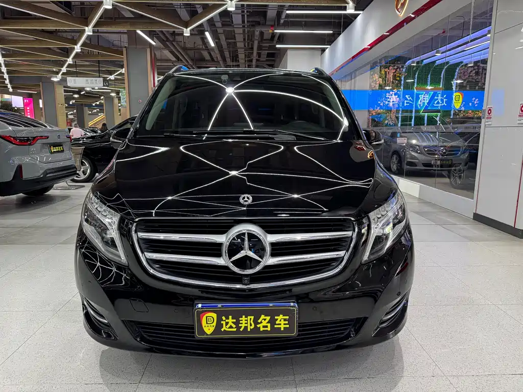 Mercedes-Benz V-Class 2020 — фото 2
