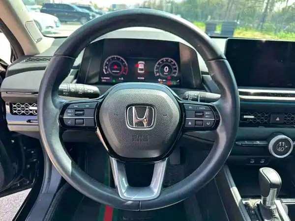 Honda Accord 2023