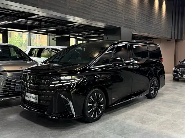 Toyota Alphard 2024