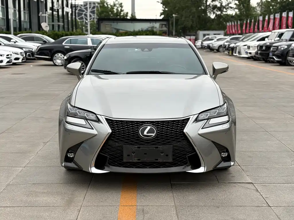 Lexus GS 2017 — фото 2