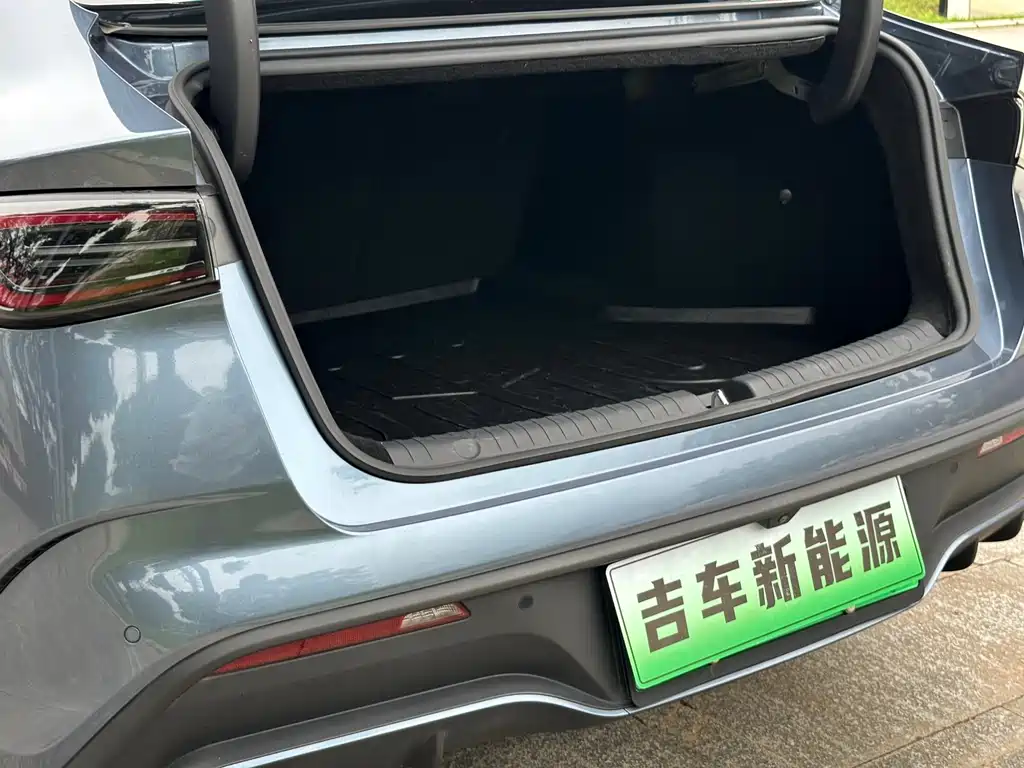 BYD Seal 06 2024 — фото 10