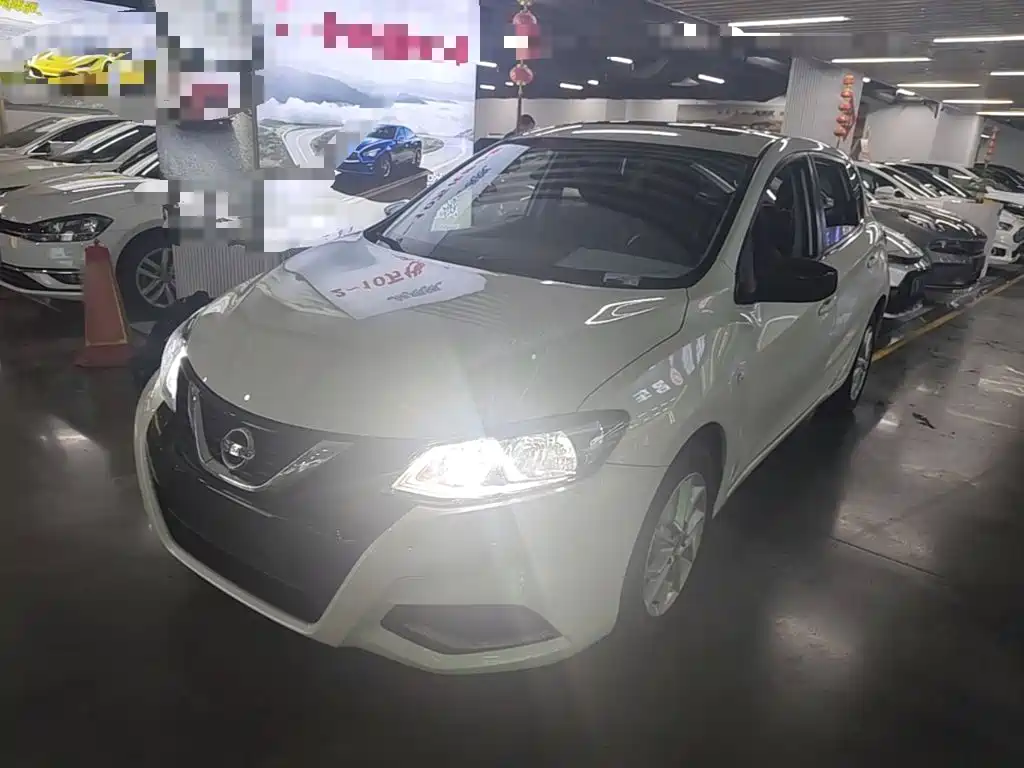 Nissan Tiida 2022