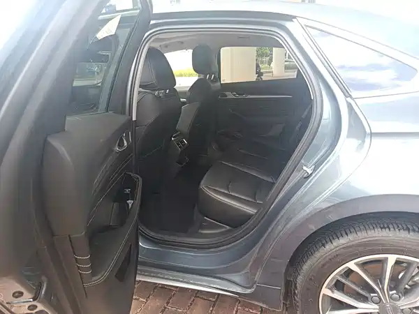 Geely Xingrui 2022