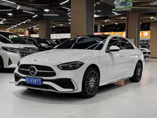 Mercedes-Benz C-Class 2022