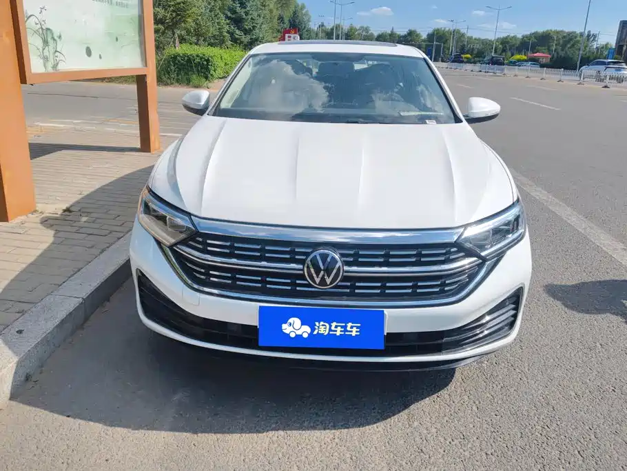 Volkswagen Sagitar 2025