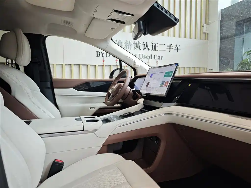BYD Xia 2025 — фото 15