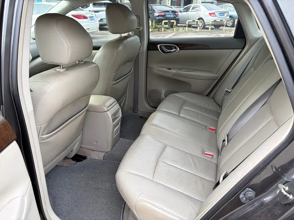 Nissan Sylphy 2013