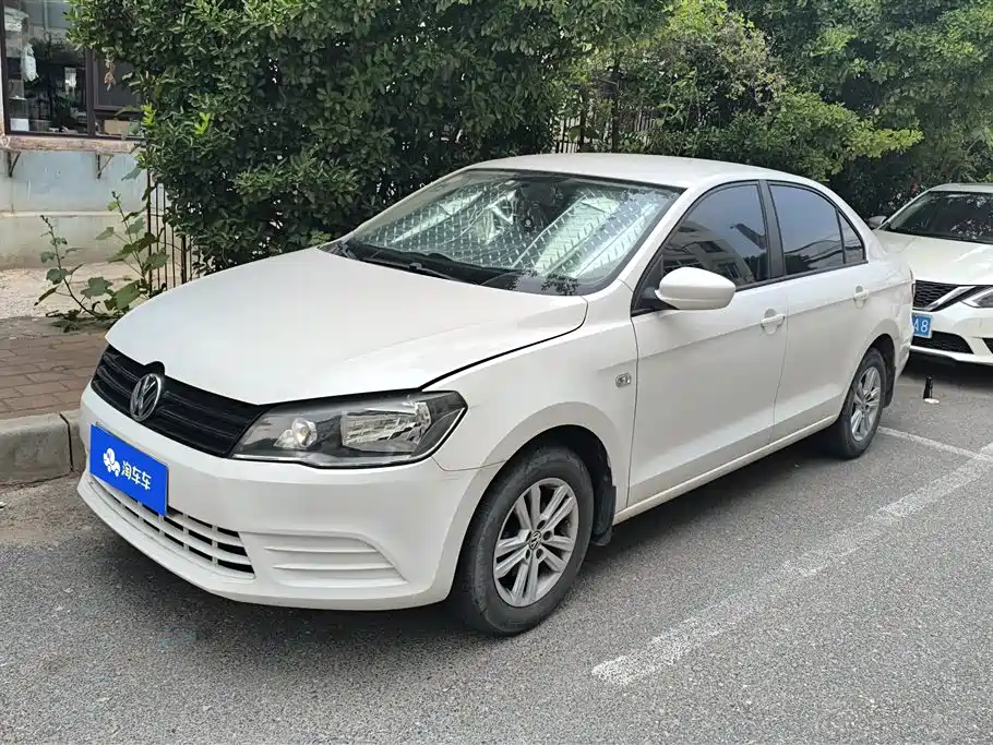 Volkswagen Jetta 2016 — фото 1