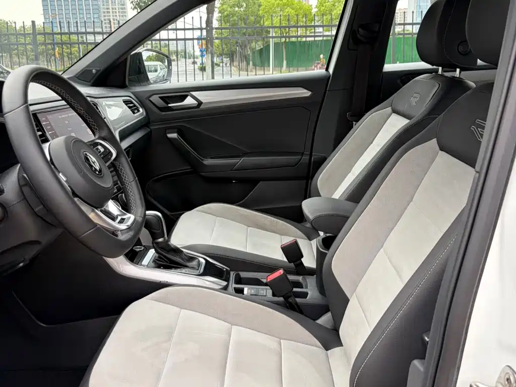 Volkswagen T-Roc 2022