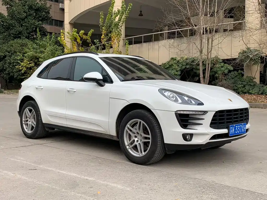 Porsche Macan 2016