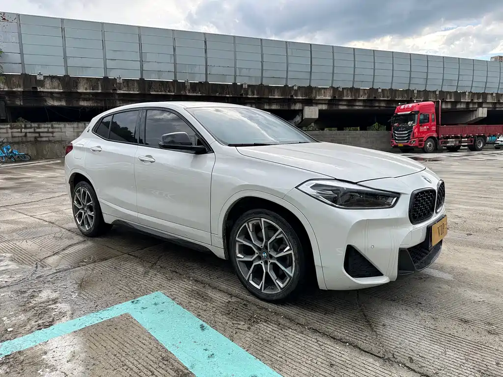 BMW X2 2022