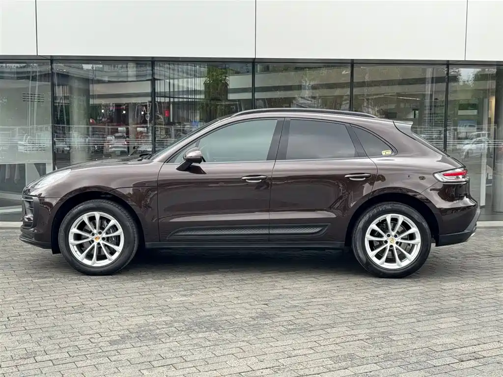 Porsche Macan 2022 — фото 2