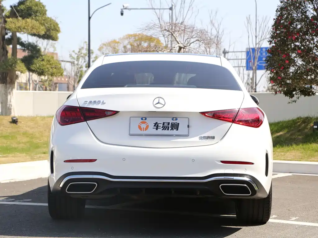 Mercedes-Benz C-Class 2023 — фото 19