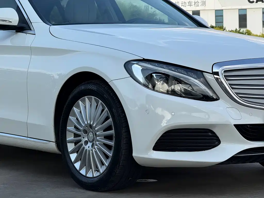 Mercedes-Benz C-Class 2015 — фото 10