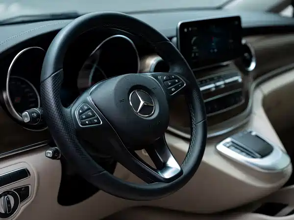 Mercedes-Benz V-Class 2024