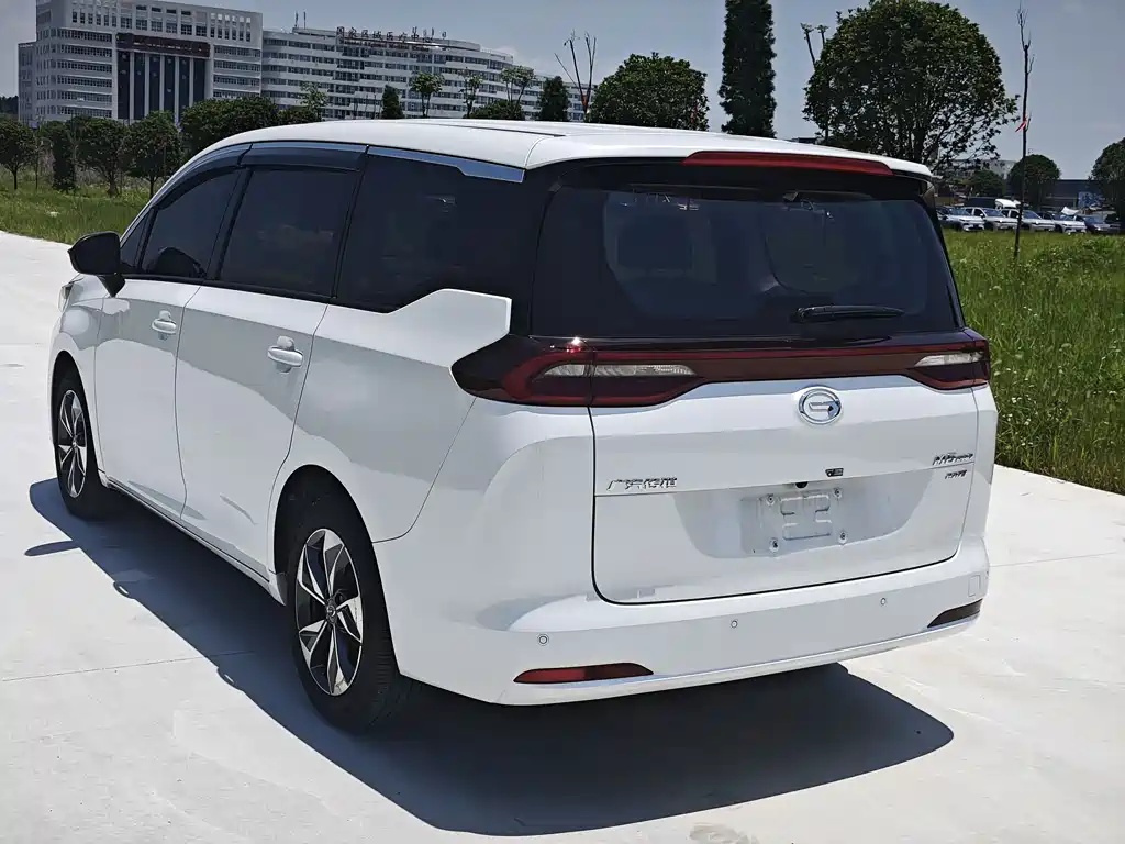 GAC Motor Trumpchi M6 2023 — фото 7
