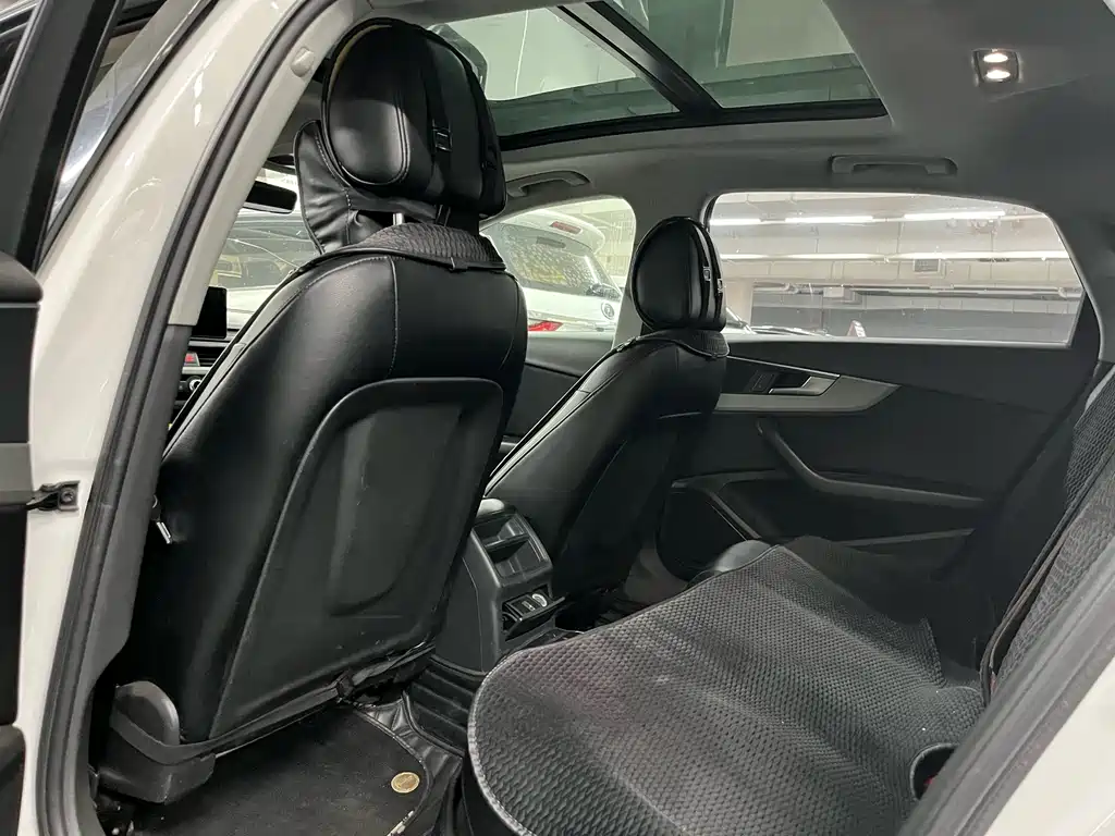 Audi A4L 2018