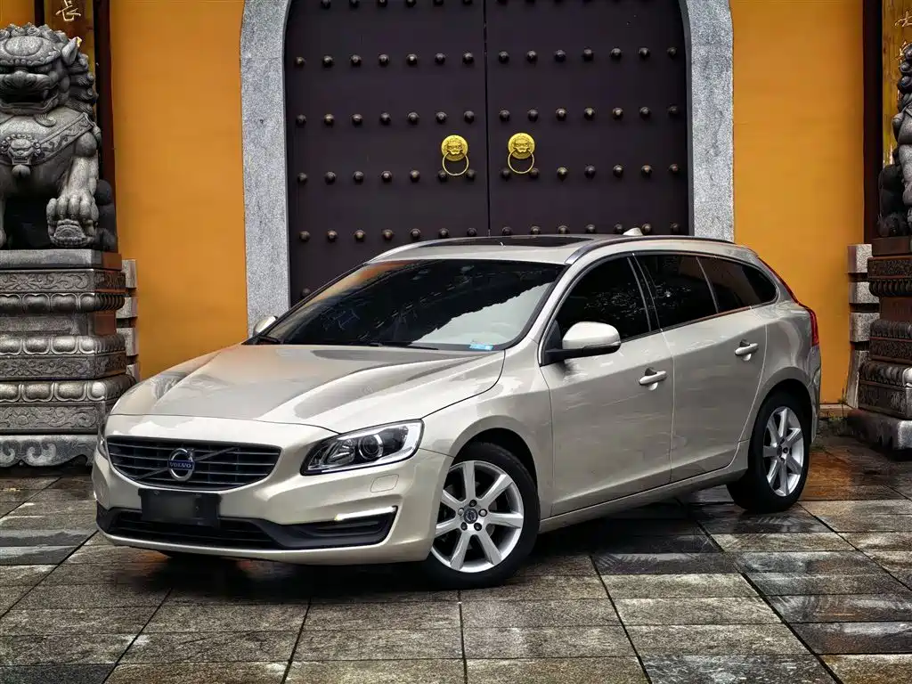 Volvo V60 2017 — фото 4