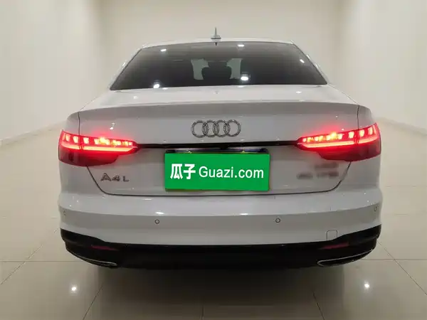Audi A4L 2023