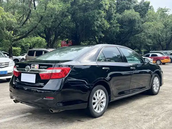 Toyota Camry 2013