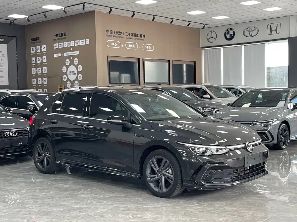Volkswagen Golf 2022