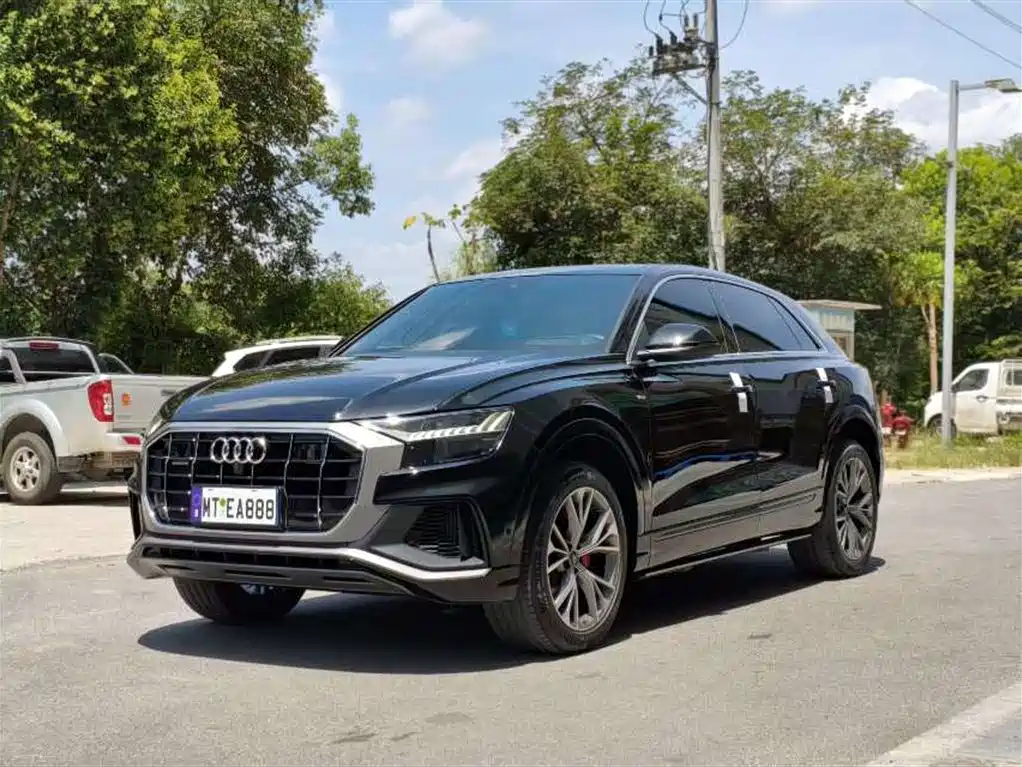 Audi Q8 2021