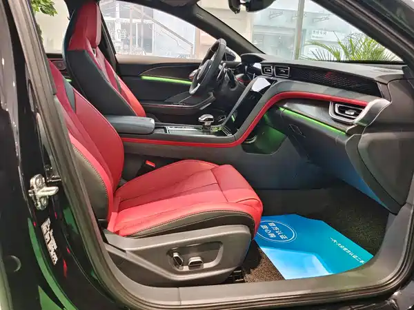 Hongqi H6 2025