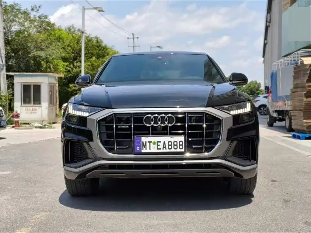 Audi Q8 2021