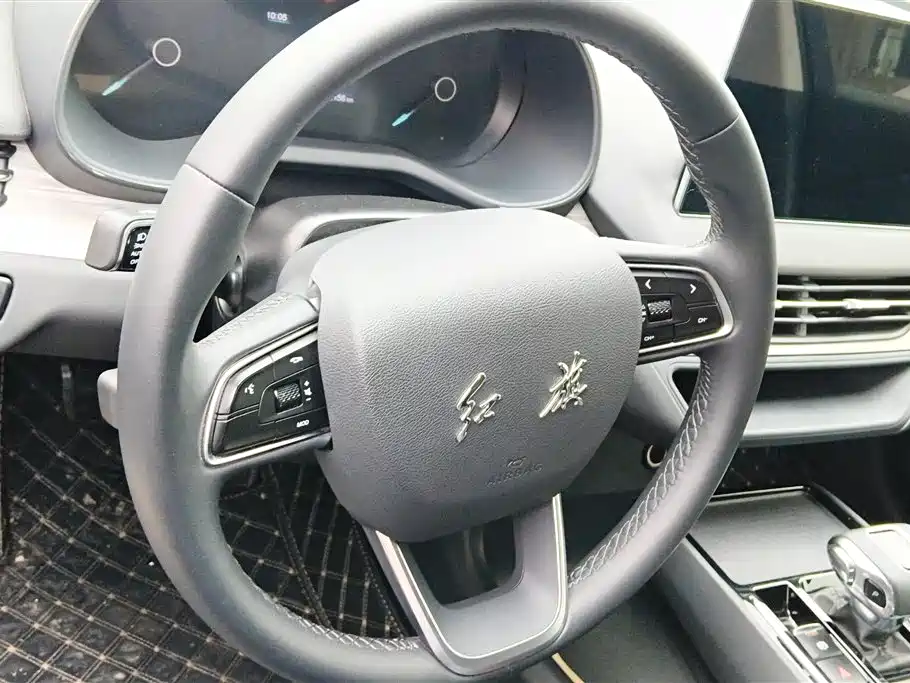 Hongqi E-QM5 2025 — фото 15
