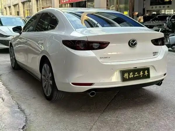 Mazda 3 Axela 2020