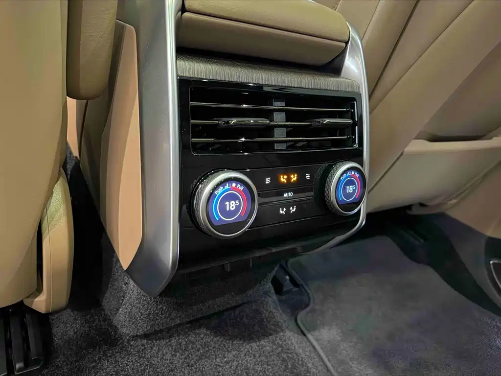 Land Rover Range Rover 2025 — фото 16