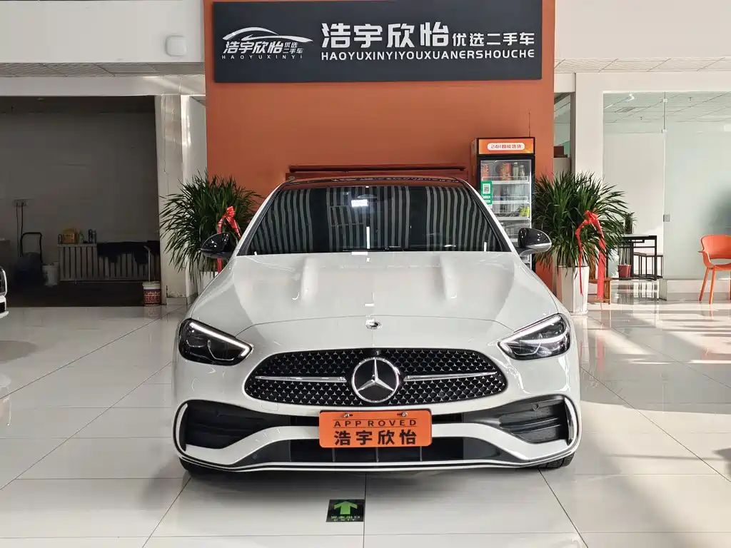Mercedes-Benz C-Class 2022