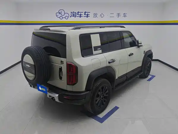 Fangchengbao Leopard 5 2024